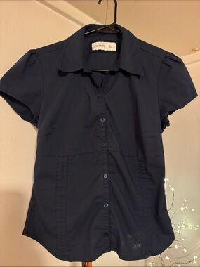 Hollister Navy Short-Sleeve Button Down Blouse
